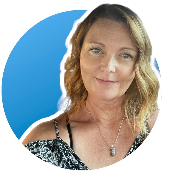 Meet your Posher, Tiffany - Picture 1 of 1